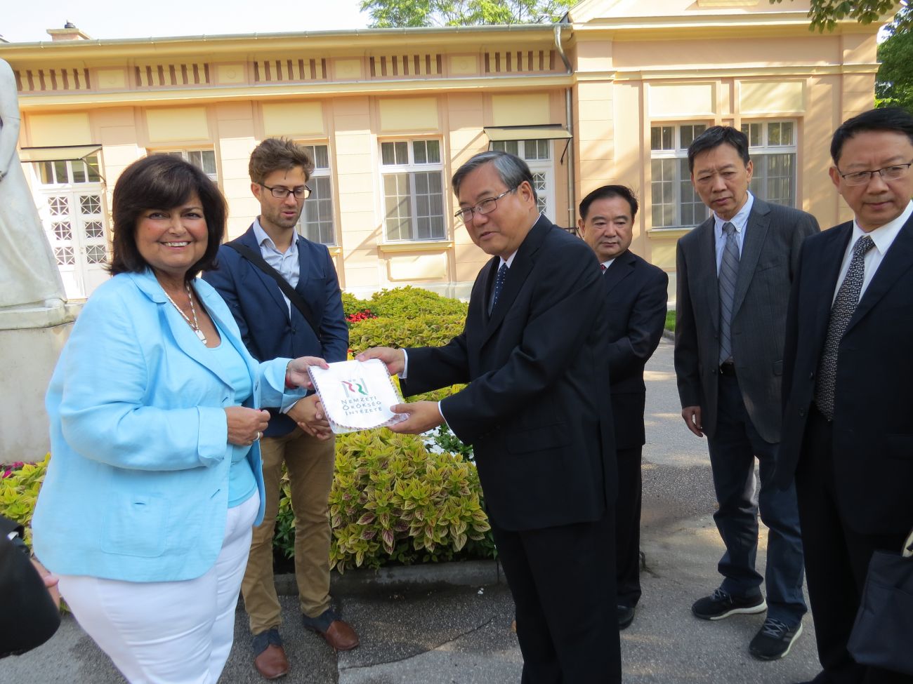 Kínai delegációt fogadott a Nemzeti Örökség Intézete