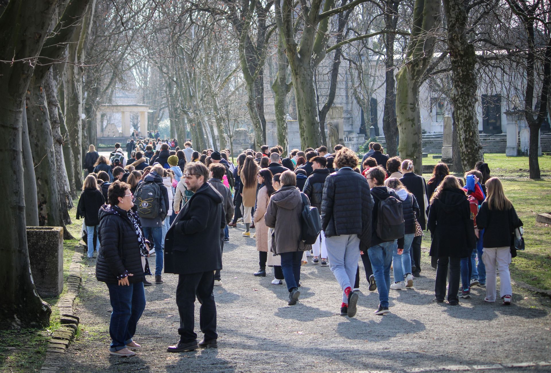 1848-49 emlékezete a Fiumei úti sírkertben: diáknap és tematikus séták március idusán
