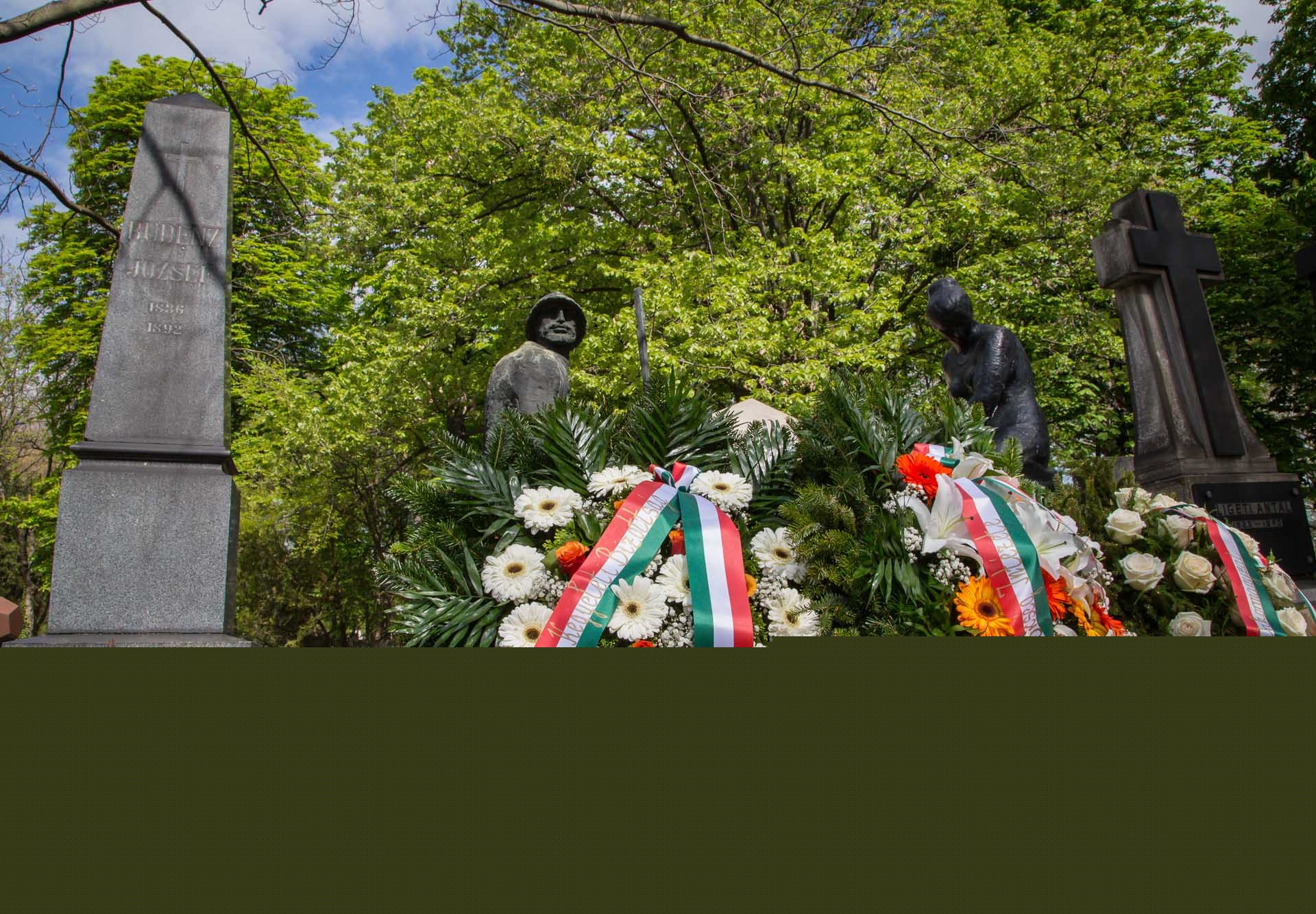 Mednyánszky László festőművészre emlékeztek  a Fiumei úti sírkertben halálának századik évfordulója alkalmából