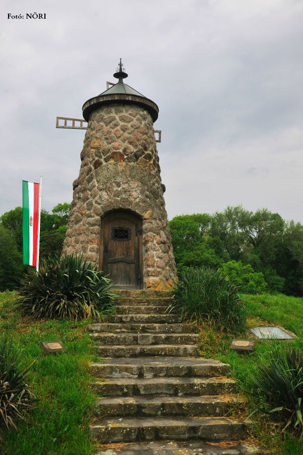 Szarvas, a történelmi Magyarország földrajzi középpontja 