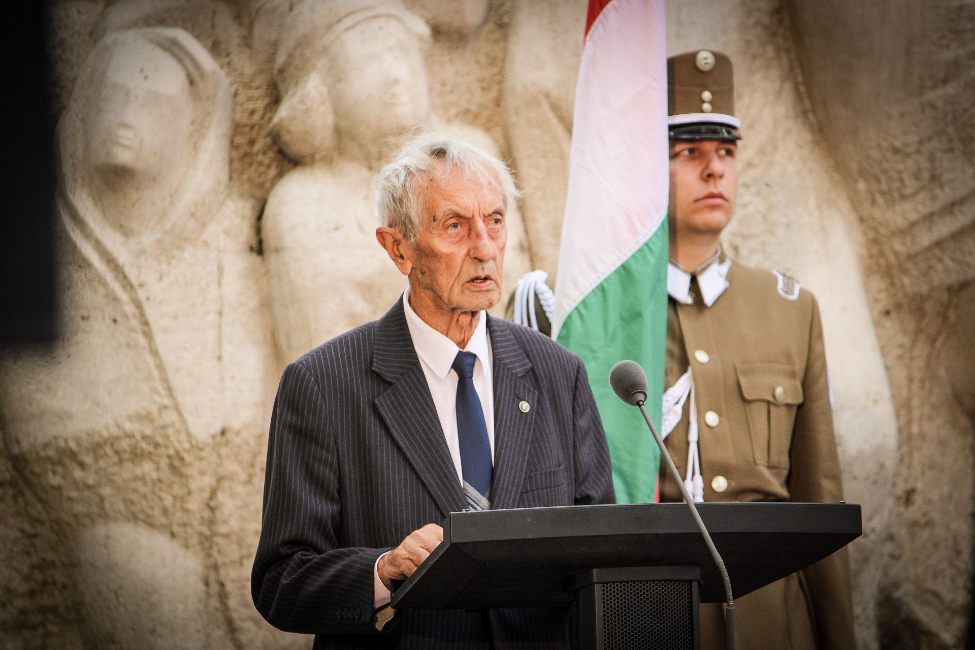 Móczár Gábor: a függetlenséget ma a béke megőrzésével kell kivívni