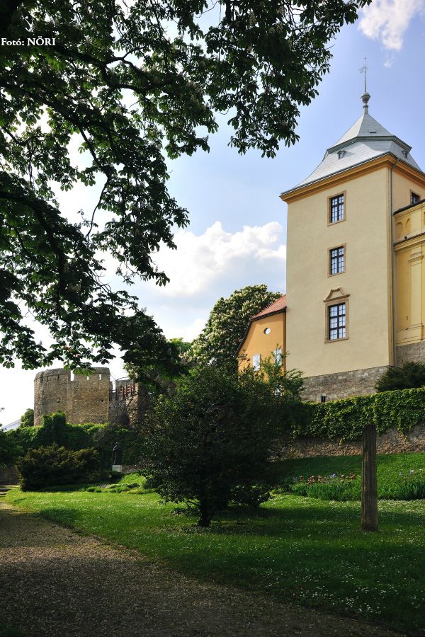 Pécs, székesegyház, püspöki palota és a középkori egyetem 