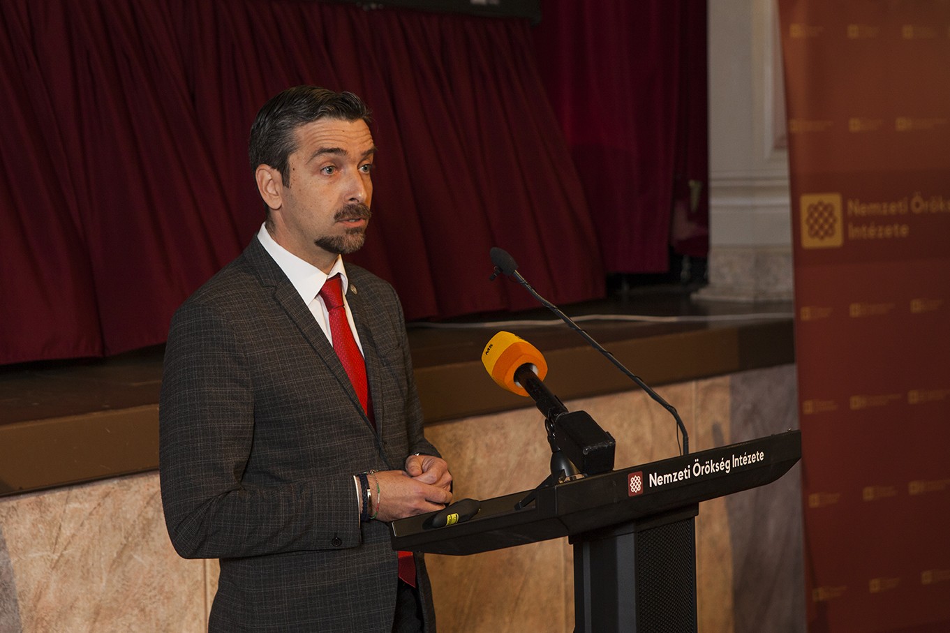 Nemzeti és Történelmi Emlékhelyek Konferenciája