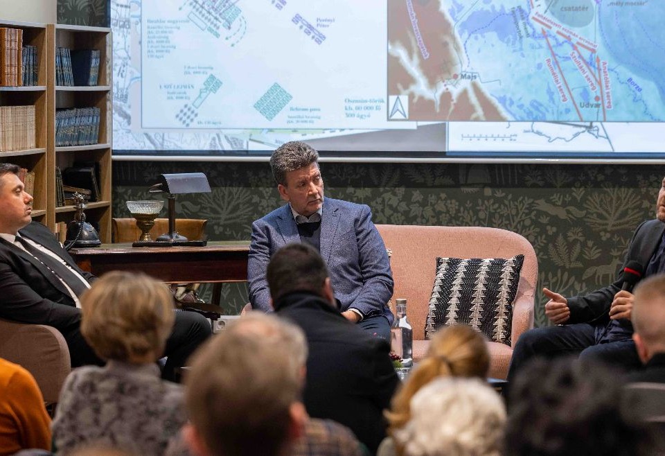 A mohácsi csata 500. évfordulója a régészettudomány és az emlékezetpolitika szemszögéből