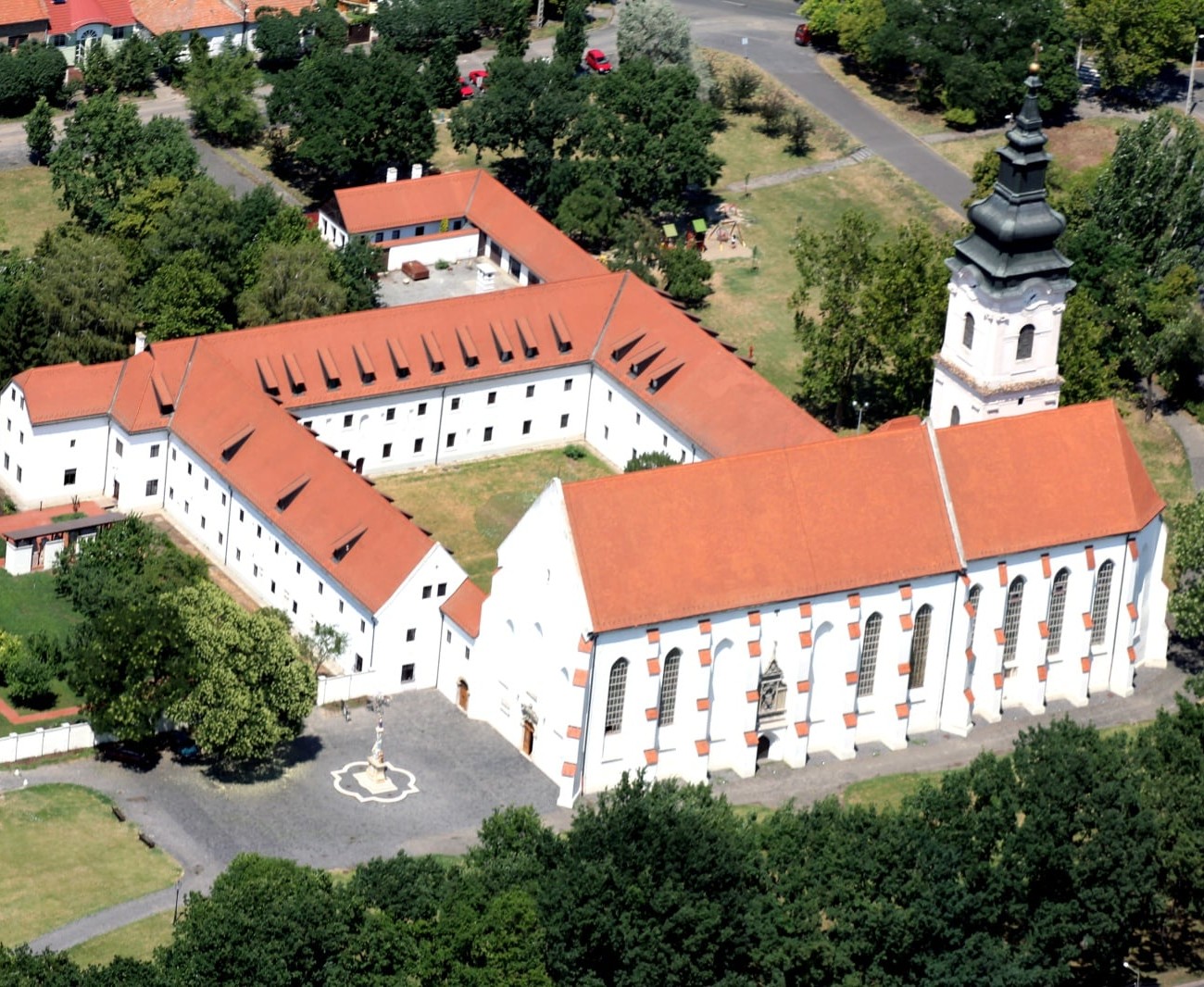 Szeged, Alsóvárosi Ferences Templom és Kolostor