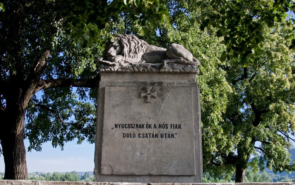 Az 1849-ben az esztergomi honvédkórházban meghalt honvédek közös síremléke