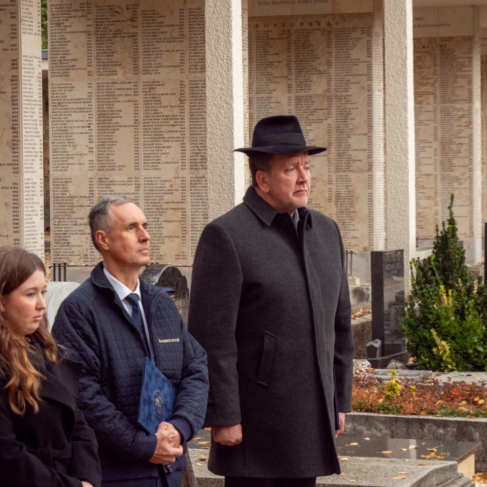 Az első, hazai képzésben végzett orvosnőre, dr. Steinberger Saroltára emlékeztek