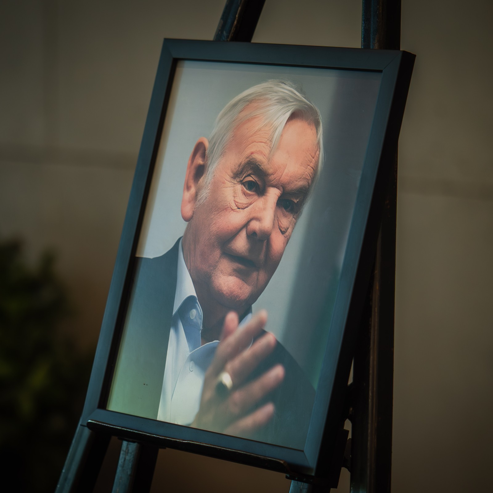 M. Kiss Sándor hidat épített a nemzedékek között